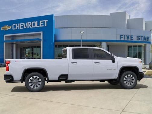 2025 Chevrolet Silverado 2500 Custom