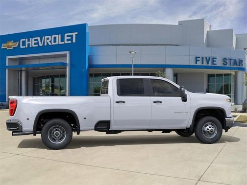2026 Chevrolet Silverado 3500 WT