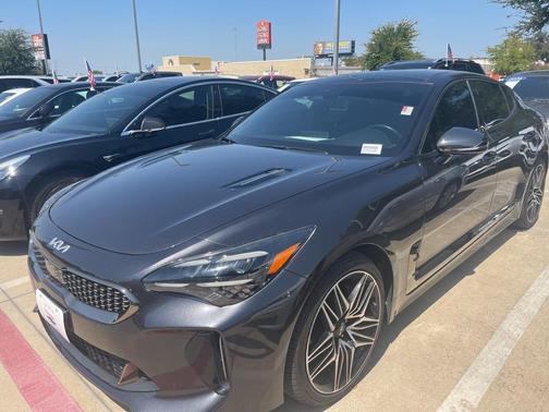 2022 Kia Stinger GT1