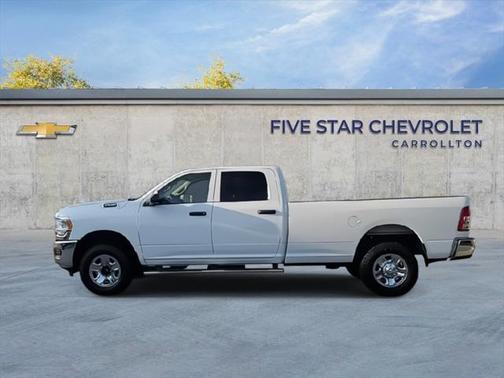 2020 RAM 2500 Tradesman Crew Cab 4X4 8' Box