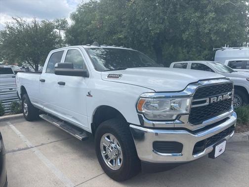 2020 RAM 2500 Tradesman Crew Cab 4X4 8' Box