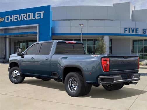 2026 Chevrolet Silverado 3500 LT