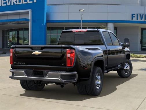 2025 Chevrolet Silverado 3500 LT