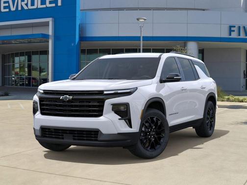 Summit White 2026 Chevrolet Traverse LT