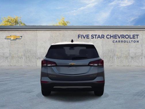 Sterling Gray Metallic 2024 Chevrolet Equinox 1LT