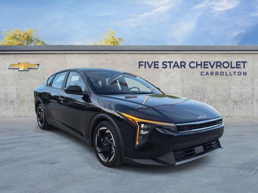 Aurora Black Pearl 2025 Kia K4 EX