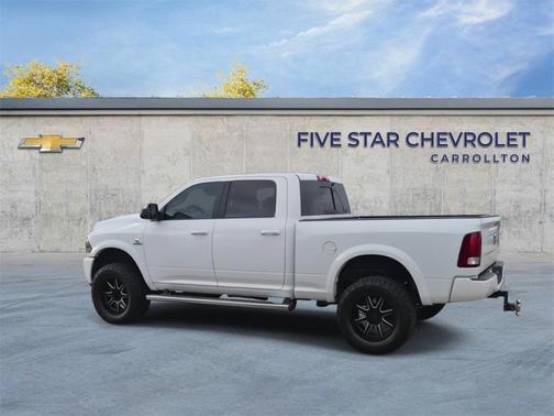 2018 RAM 2500 Laramie Crew Cab 4x4 6'4' Box