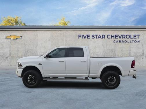 2018 RAM 2500 Laramie Crew Cab 4x4 6'4' Box