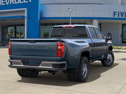 2025 Chevrolet Silverado 3500 LT