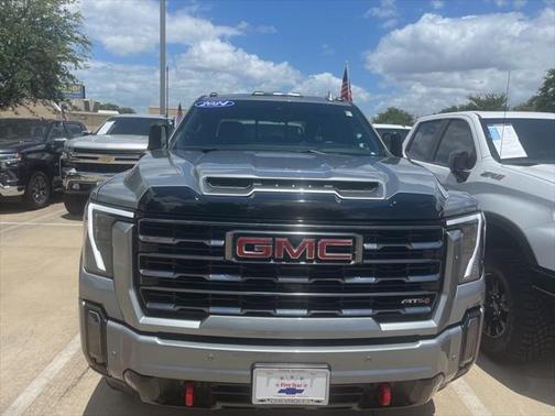 2024 GMC Sierra 2500 AT4