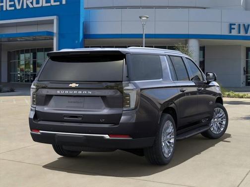 2025 Chevrolet Suburban LT