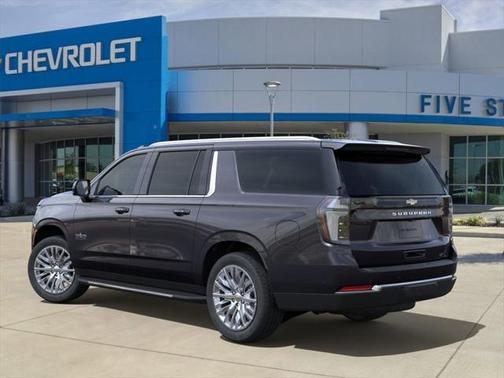 2025 Chevrolet Suburban LT