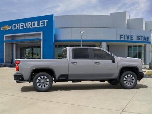 2025 Chevrolet Silverado 2500 Custom