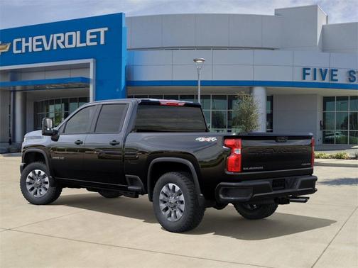 2026 Chevrolet Silverado 2500 Custom