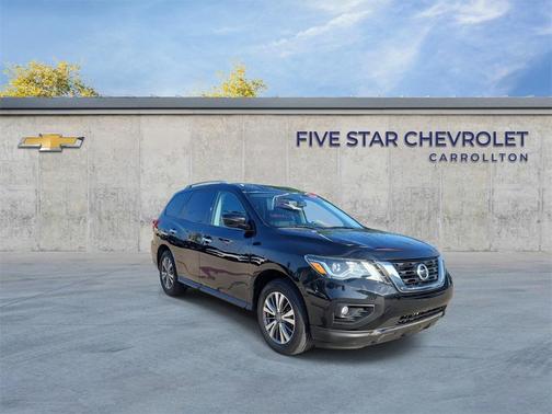 2019 Nissan Pathfinder SV