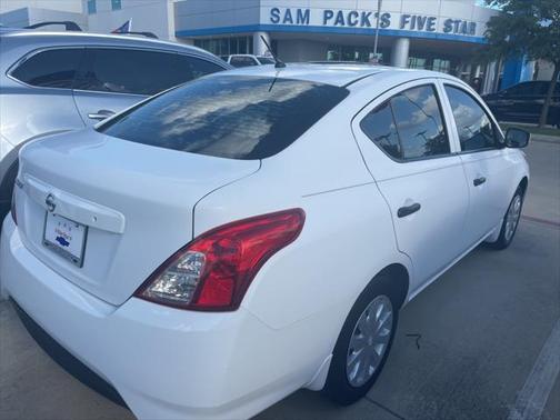 2019 Nissan Versa 1.6 S