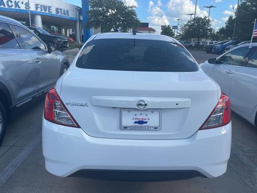 2019 Nissan Versa 1.6 S