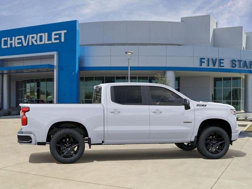 Summit White 2026 Chevrolet Silverado 1500 RST