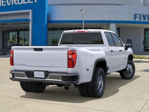 2025 Chevrolet Silverado 3500 WT