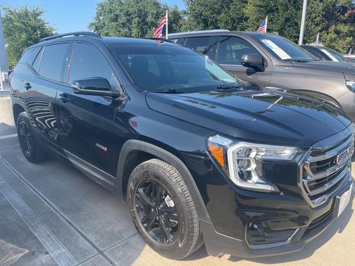 2024 GMC Terrain AWD AT4