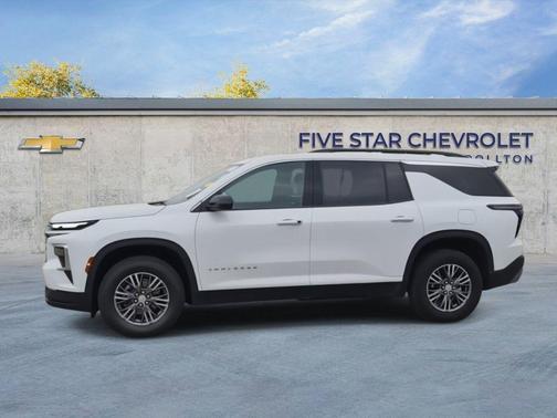 Summit White 2025 Chevrolet Traverse LT