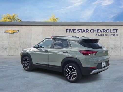 Cacti Green 2026 Chevrolet Trailblazer LT