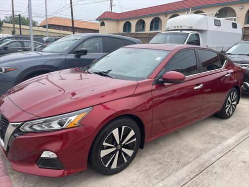 2021 Nissan Altima 2.5 SV