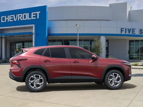2025 Chevrolet Trax LS