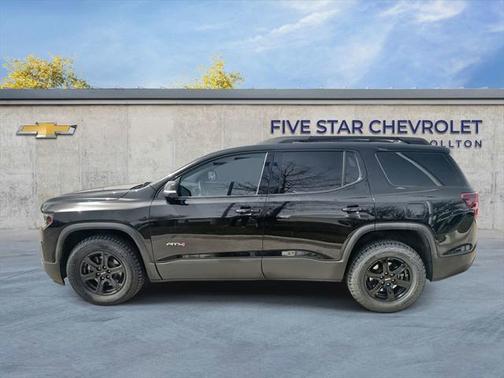 2022 GMC Acadia AWD AT4