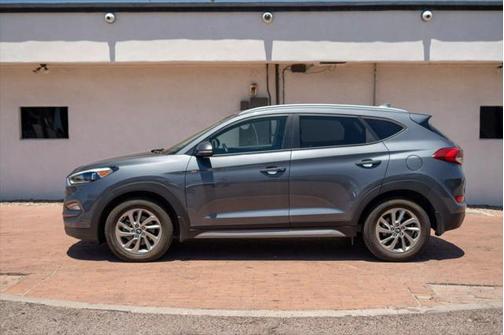 2017 Hyundai TUCSON SE Plus