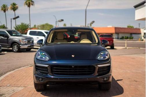 2017 Porsche Cayenne Platinum Edition
