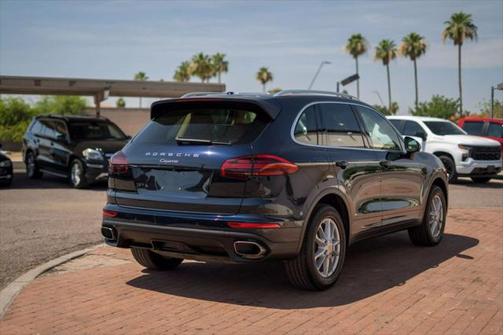 2017 Porsche Cayenne Platinum Edition