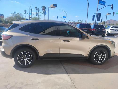 2020 Ford Escape S