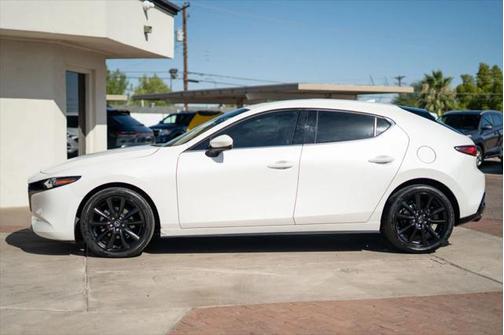 2022 Mazda Mazda3 FWD w/Premium Package