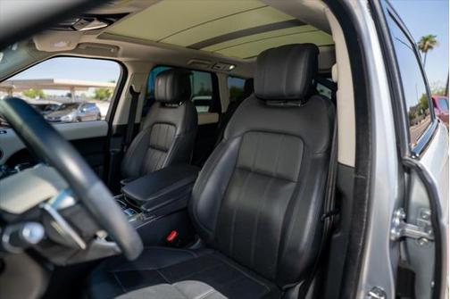 2021 Land Rover Range Rover Sport HSE Silver Edition
