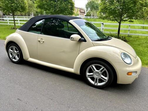 2004 Volkswagen New Beetle GLS 1.8T