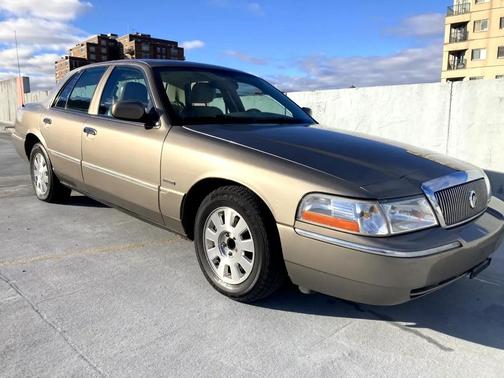 2005 Mercury Grand Marquis LS