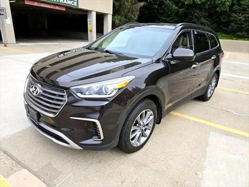 2018 Hyundai SANTA FE SE
