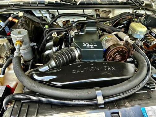 2001 Chevrolet S-10 Base