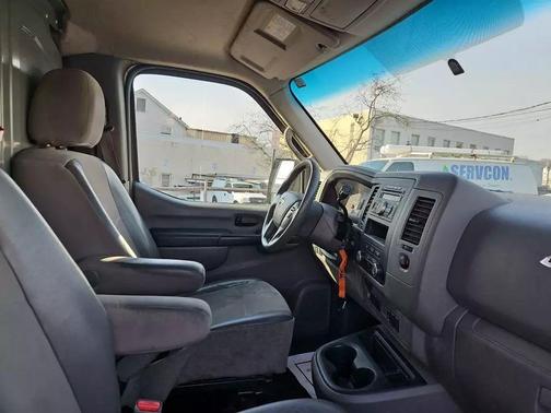 2015 Nissan NV Cargo NV1500 SV V6