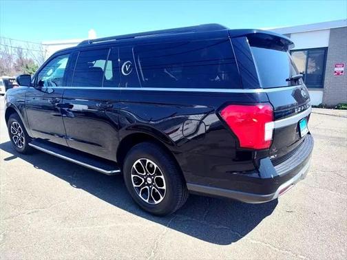 2022 Ford Expedition Max XLT