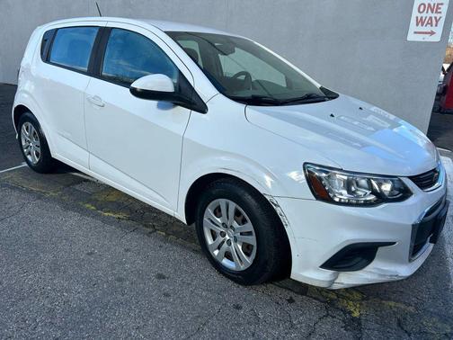 2017 Chevrolet Sonic LT