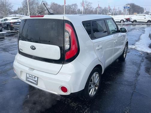 2017 Kia Soul +