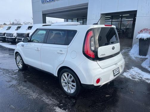 2017 Kia Soul +