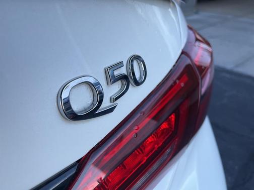 2018 INFINITI Q50 3.0t LUXE