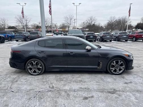 2023 Kia Stinger GT-Line