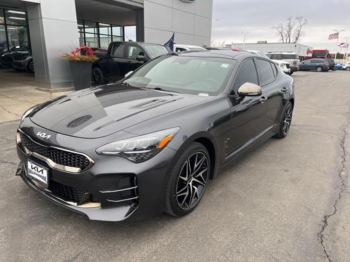 2023 Kia Stinger GT-Line