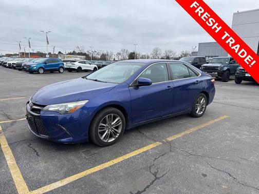 2016 Toyota Camry SE