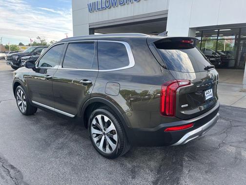 Dark Moss 2021 Kia Telluride S