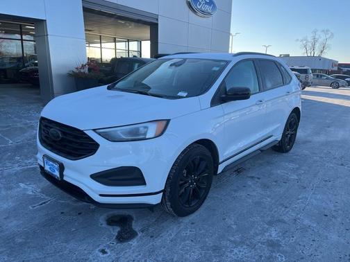 2023 Ford Edge SE
